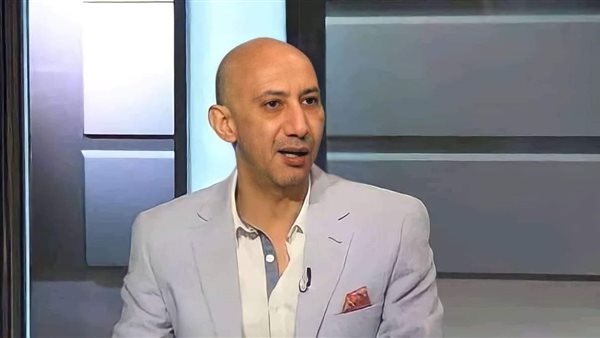 أيمن الكاشف 