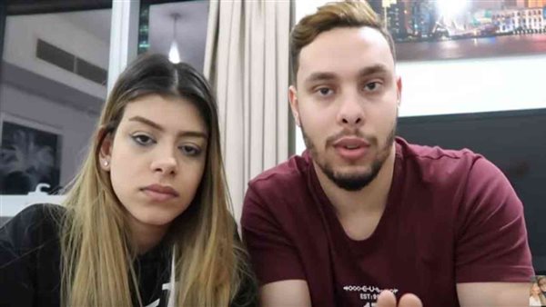 أحمد حسن وزوجته -