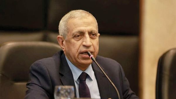  الدكتور إسماعيل