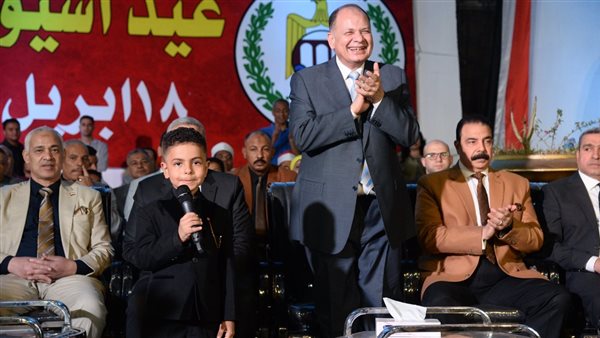 محافظ أسيوط