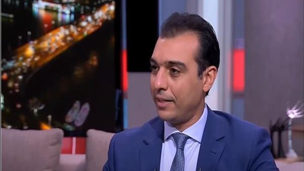 الدكتور إسلام عنان