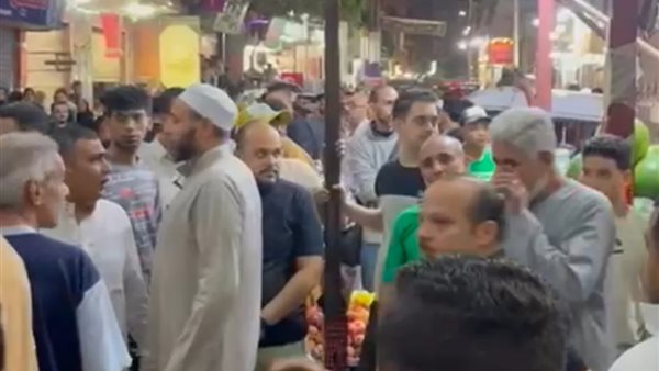 خلال تشييع جثمان