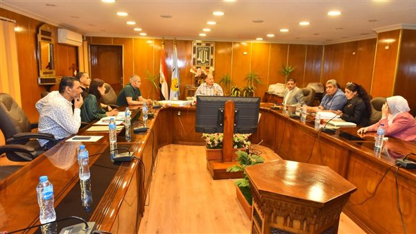 محافظ أسيوط