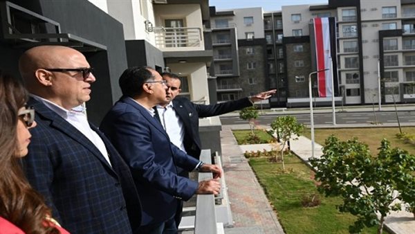 رئيس الوزراء يتفقد