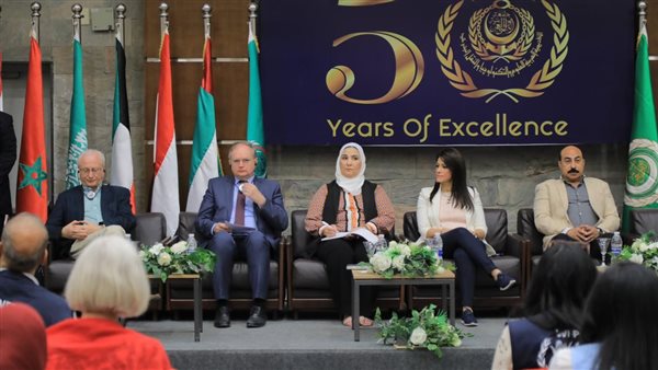  وزيرة التضامن الاجتماعي