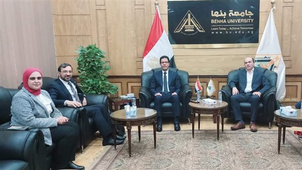 استقبال رئيس جامعة