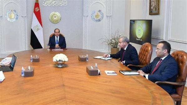  وزير التموين يهنئ