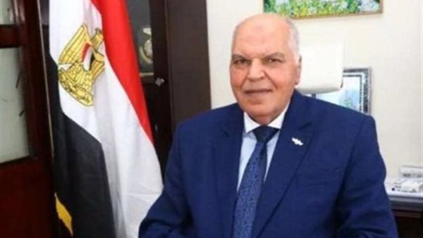 خلف الزناتي نقيب