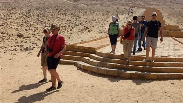  وفداً سياحياً متعدد