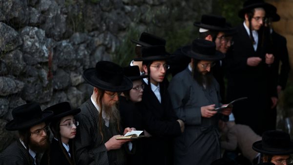 مستوطنون يستعدون