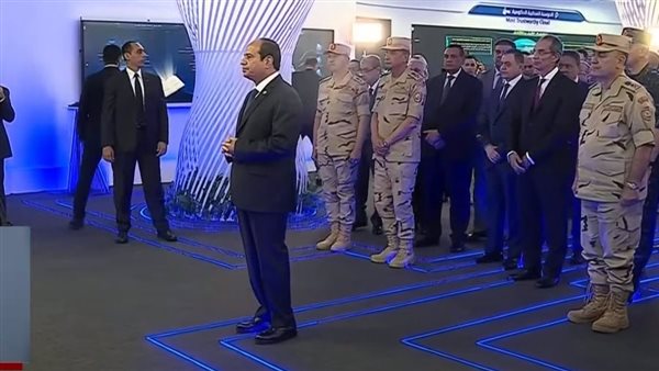 الرئيس السيسي يتفقد