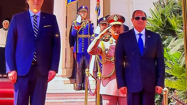 الرئيس السيسي يستقبل