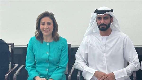وزيرة الثقافة تلتقي