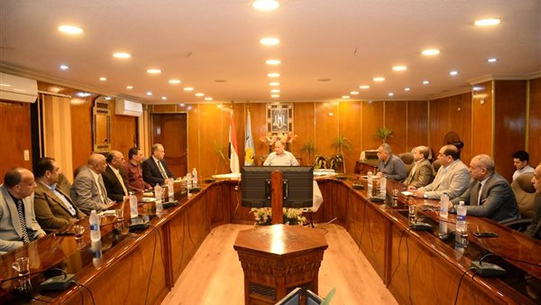  قيادات التعليم ومديرية