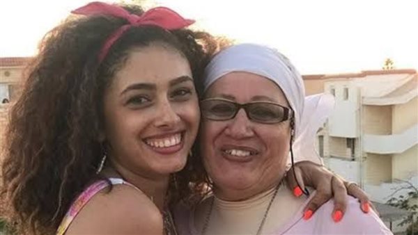 ريم أحمد و والدتها