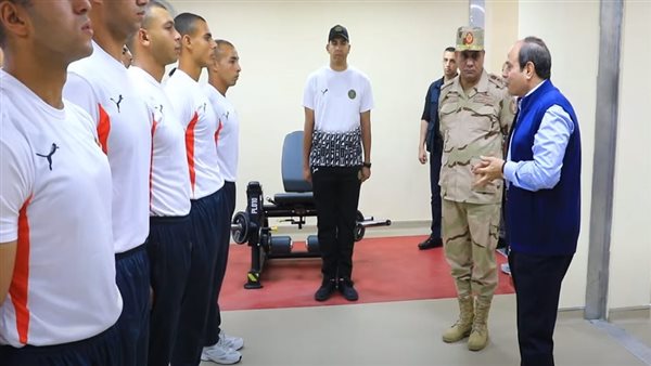  السيسي خلال جولته