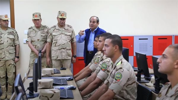 جانب من جولة الرئيس