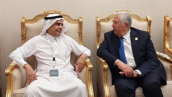 وزير الزراعة يلتقى