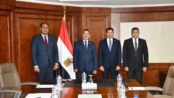 وزير الشباب والرياضة