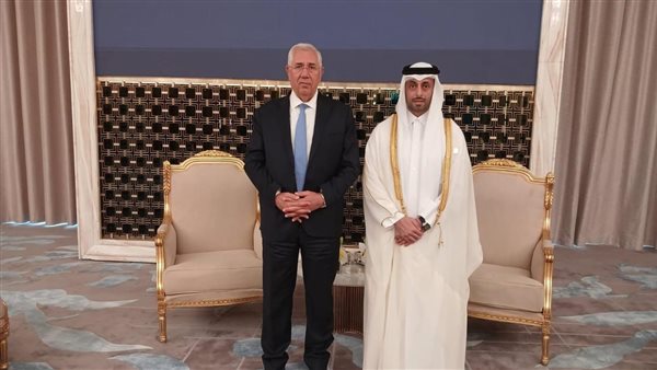 وزير الزراعة خلال