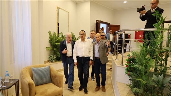 جولة تفقدية لدكتور