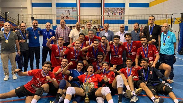 طائرة الأهلي رجال