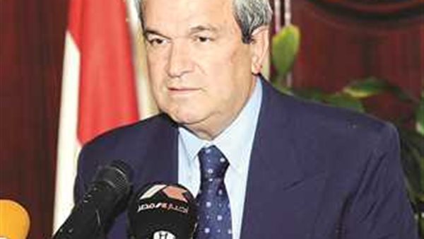 الدكتور معتز خورشيد،