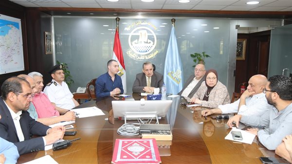 إجتماع محافظ كفرالشيخ