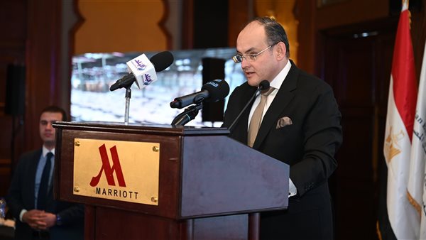  وزير التجارة