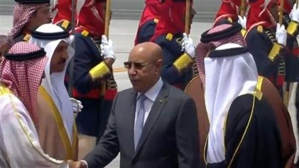 توافد القادة والزعماء العرب على العاصمة البحرينية المنامة للمشاركة في القمة العربية ال33 