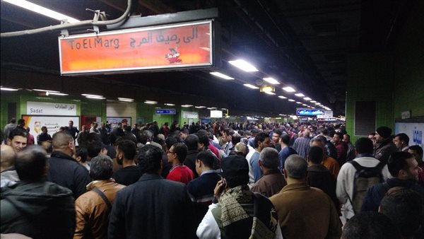 تكدس  مترو الأنفاق