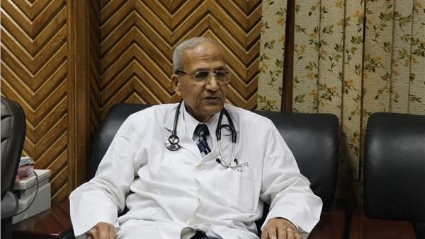 الدكتور شريف مختار،