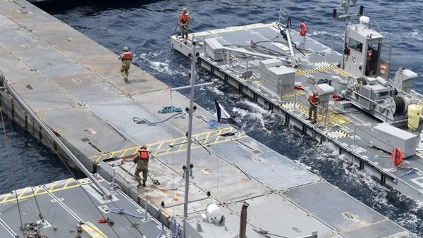 الرصيف الأمريكي العائم