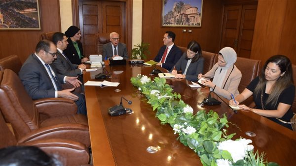 محافظ بورسعيد ووفد