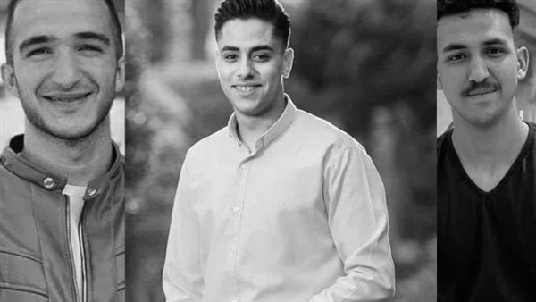 طلاب الجامعة ضحايا