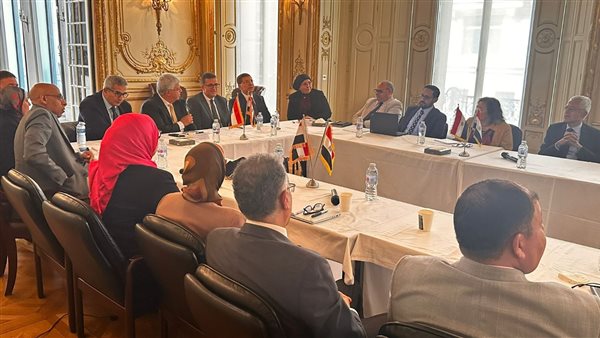 أجتماع أيمن عاشور