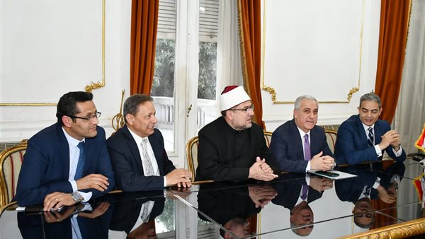  اجتماع القيادات