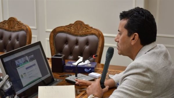 وزير الرياضة 