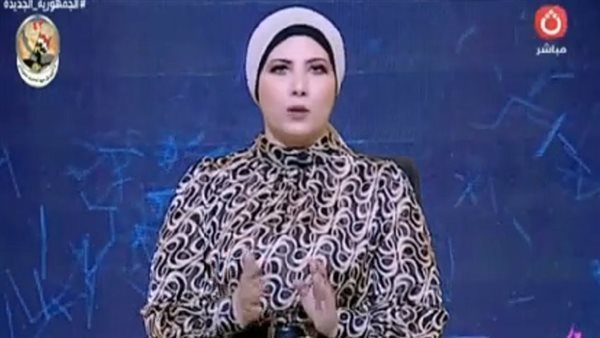 نيفين منصور 