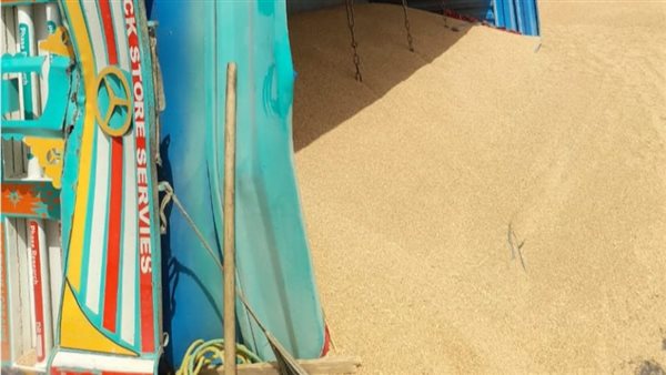 انقلاب مقطورة محملة