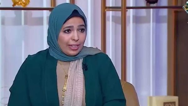  هند حمام، أمينة