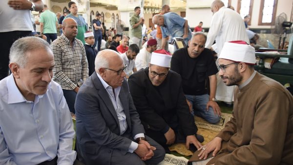 عادل الغضبان يؤدى