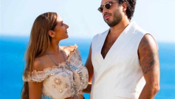  نيللي كريم وهشام