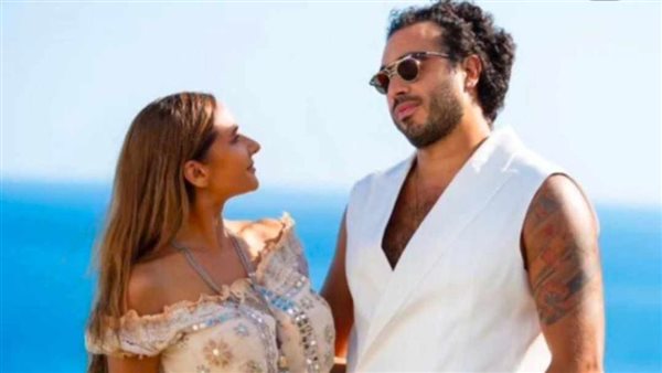 انفصال نيللي كريم