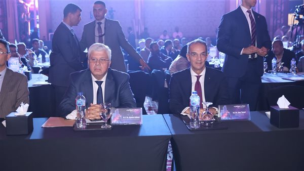 وزير الاتصالات