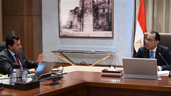 لقاء الدكتور مصطفى