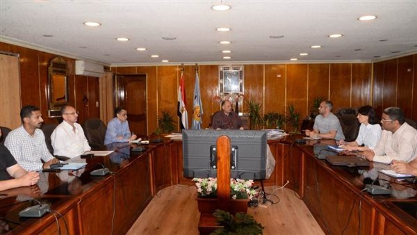 محافظ اسيوط