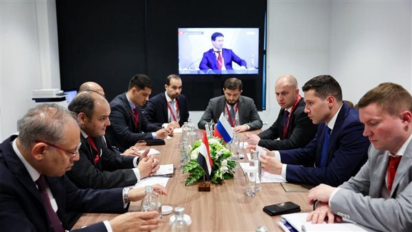 اجتماع أحمد سمير