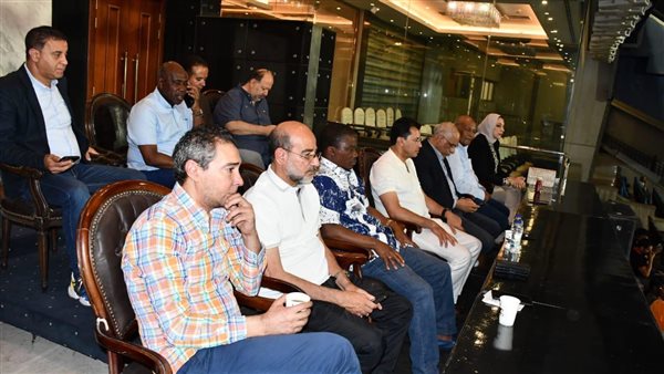 وزير الشباب والرياضة،