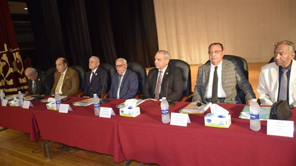 محافظ بورسعيد